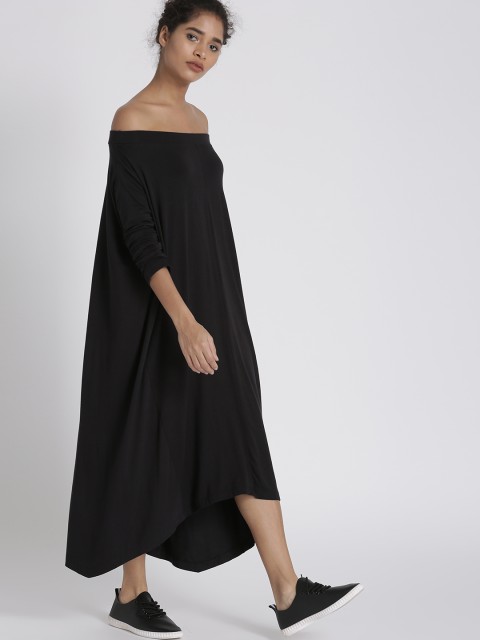 

Chemistry Women Black Solid Maxi Dress