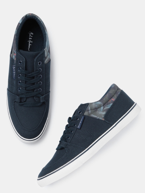 

Mast & Harbour Men Navy Blue Sneakers
