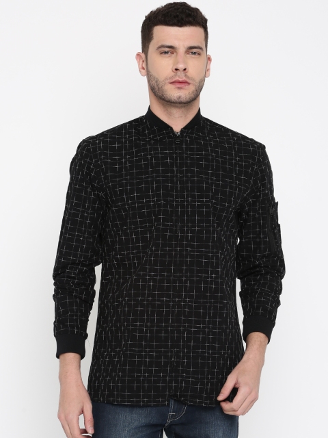 

Jack & Jones Men Black Regular Fit Checked Casual Shirt