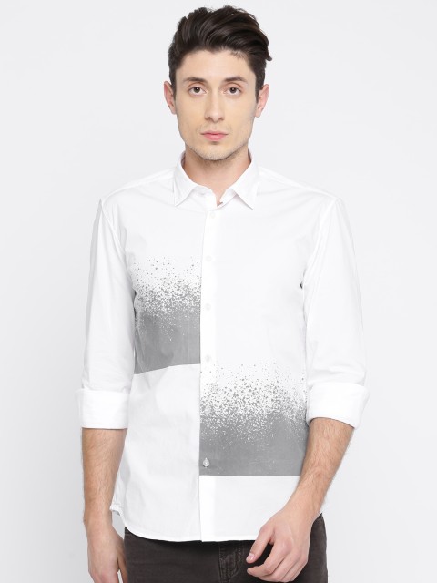 

Parx Men White & Grey Slim Fit Printed Casual Shirt