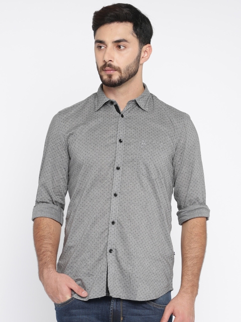 

Parx Men Grey Slim Fit Self Design Casual Shirt
