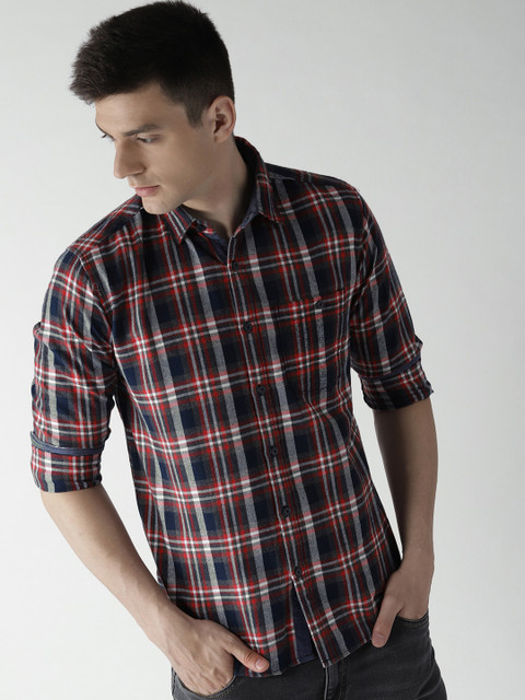 

Harvard Men Red & Navy Blue Regular Fit Checked Casual Shirt