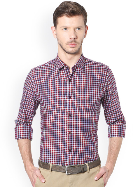 

Peter England Casuals Men Red Slim Fit Checked Casual Shirt