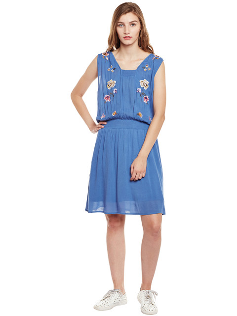 

Oxolloxo Women Blue Solid Embroidered Blouson Dress
