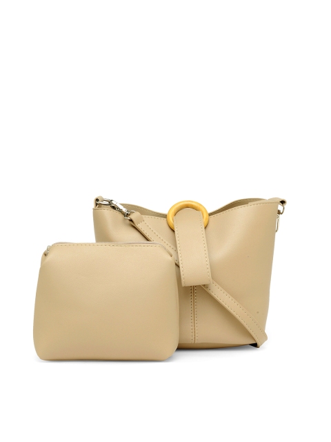 

Alvaro Castagnino Beige Solid Sling Bag