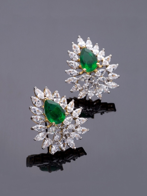 

Studio Voylla Princess of Wales Gold-Toned & Green Classic Studs