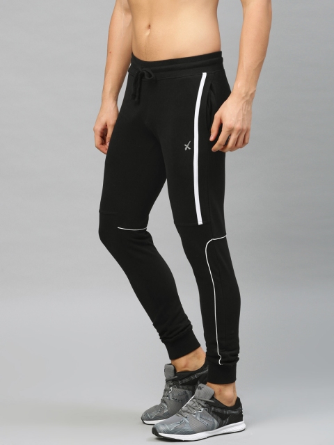 

HRX by Hrithik Roshan Men Jet Black Solid Regular Fit Bio-Wash Lifestyle Joggers