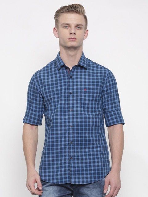 

The Indian Garage Co Men Blue Slim Fit Checked Casual Shirt