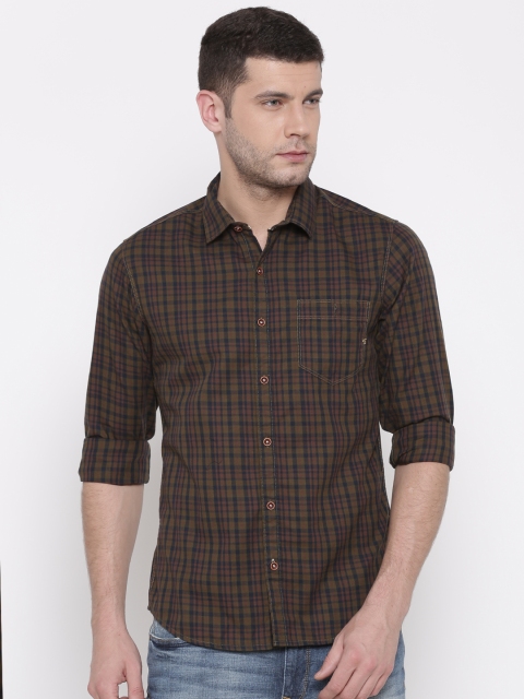 

The Indian Garage Co Men Olive Green & Brown Slim Fit Checked Casual Shirt