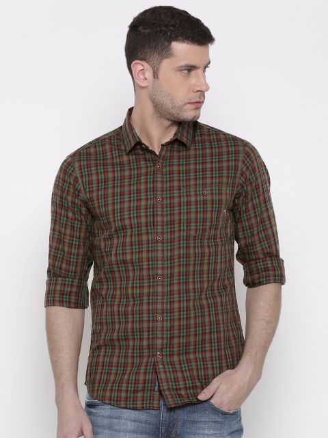 

The Indian Garage Co Men Olive Green & Red Slim Fit Checked Casual Shirt