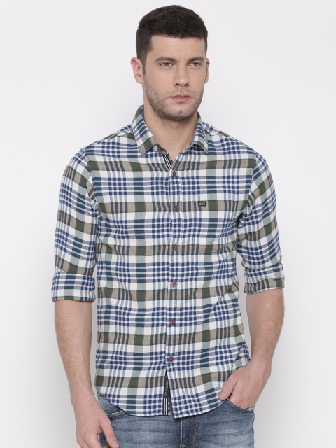 

The Indian Garage Co Men Blue & Off-White Slim Fit Checked Casual Shirt