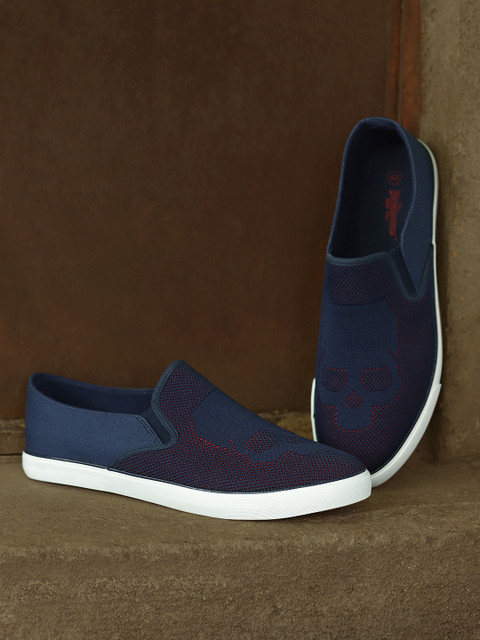 

Roadster Men Navy Blue Sneakers