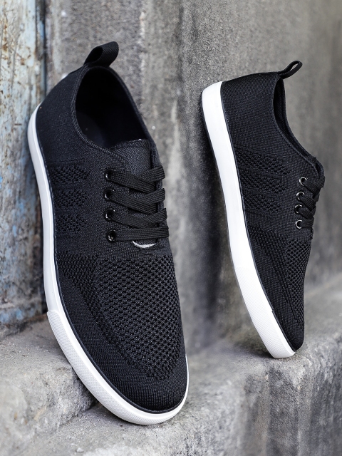 

Roadster Men Black Sneakers