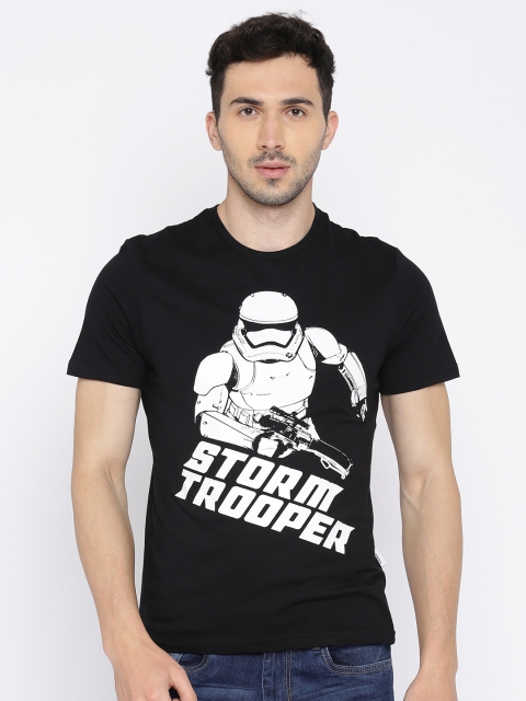 

Celio Star Wars Men Black Printed Star Wars Pure Cotton T-shirt