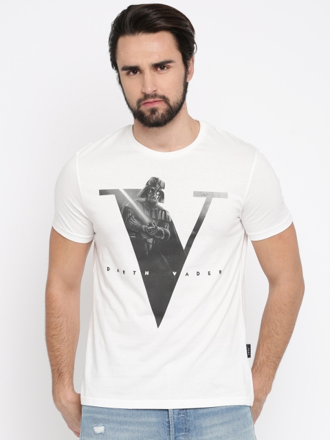 

Celio Star Wars Men White Printed Round Neck T-Shirt