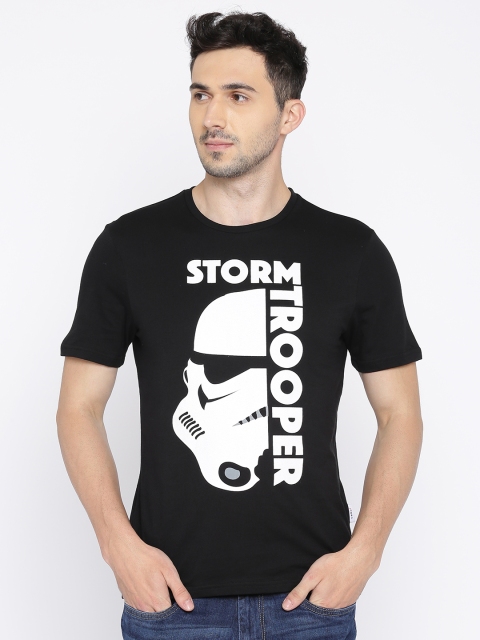 

Celio Star Wars Men Black Printed Star Wars T-shirt