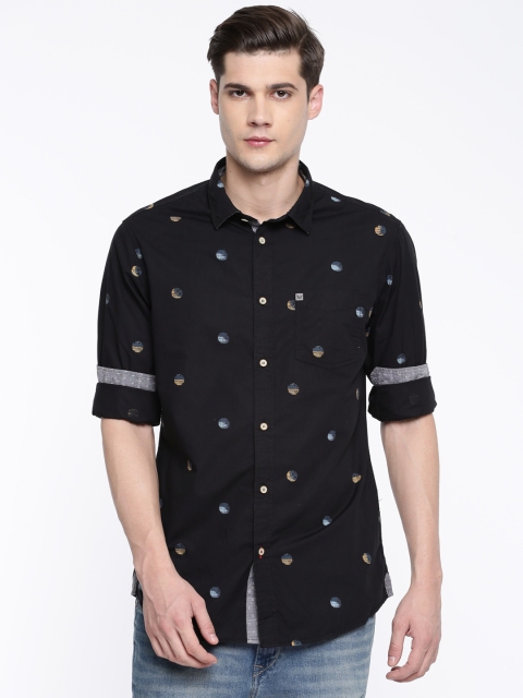 

Arrow Blue Jean Co. Men Black Slim Fit Printed Casual Shirt