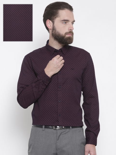 

Park Avenue Men Maroon & Black Slim Fit Printed Formal Shirt