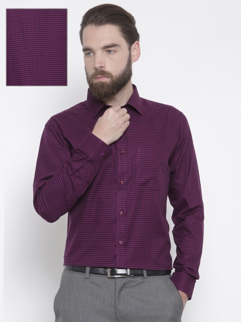 

Park Avenue Men Magenta & Black Slim Fit Checked Formal Shirt