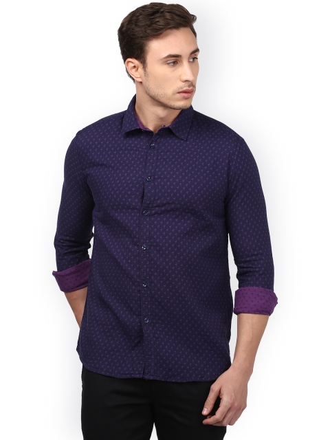 

Parx Men Violet Slim Fit Solid Casual Shirt