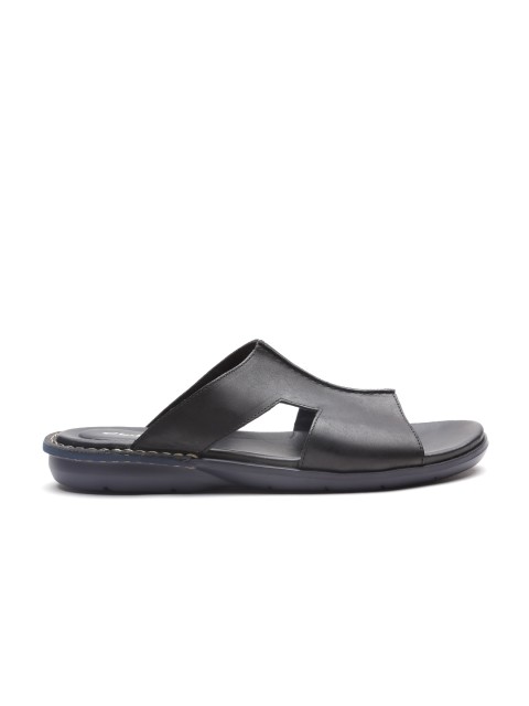 

Clarks Men Black Leather Comfort Sandals
