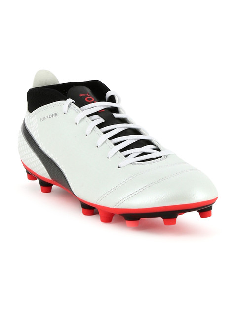 

Puma Men White ONE 17.4 Football Shoes