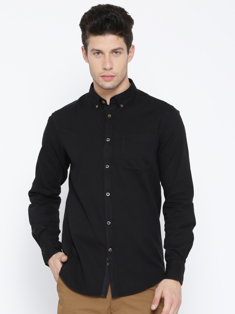 

Indian Terrain Men Black Slim Fit Solid Casual Shirt