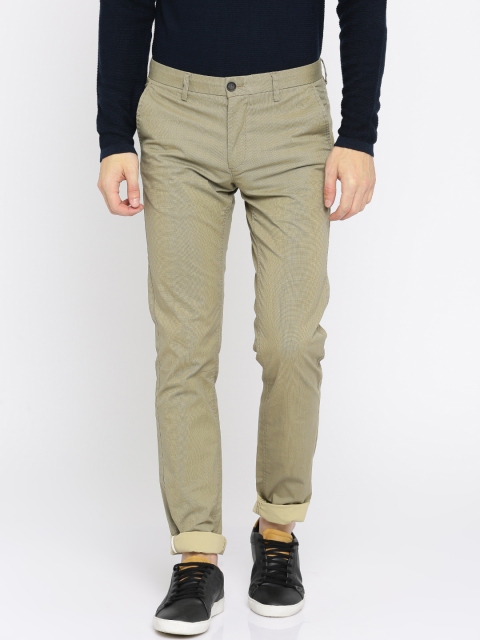 

Indian Terrain Men Beige Brooklyn Slim Fit Printed Chinos