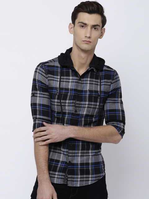 

LOCOMOTIVE Men Grey & Black Slim Fit Checked Casual Shirt