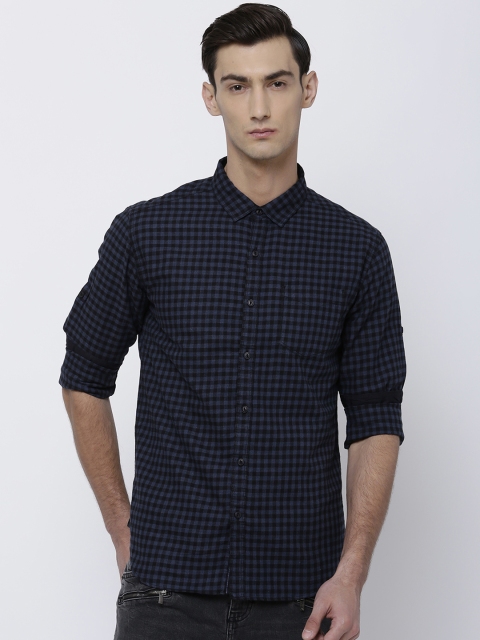 

LOCOMOTIVE Men Blue & Black Slim Fit Checked Casual Shirt