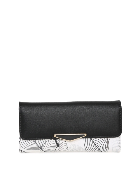 

Ginger by Lifestyle Women Black & White Printed Zip Around Wallet