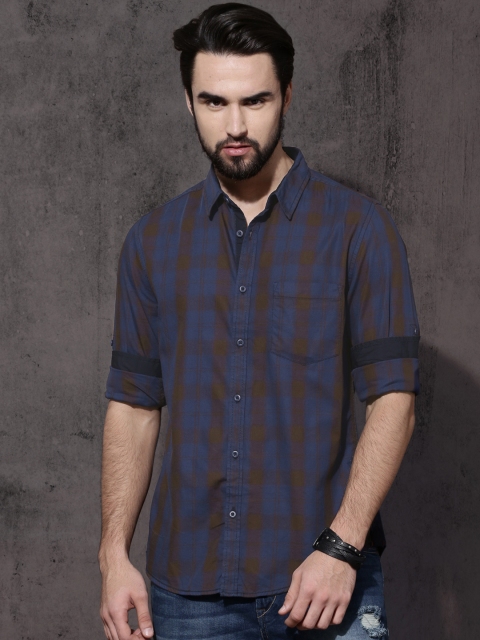 

Roadster Men Blue & Olive Brown Checked Casual Shirt