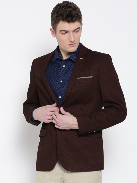 

Arrow Maroon Single-Breasted Zero Calorie Fit Formal Blazer