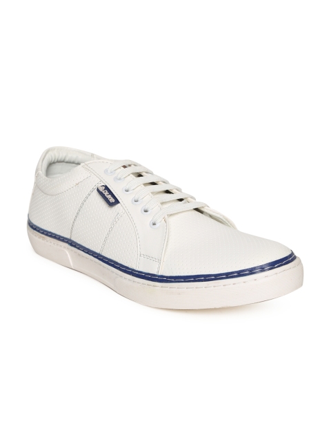 

Duke Men White Sneakers