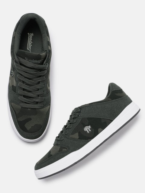 

Roadster Men Grey Camouflage Print Sneakers