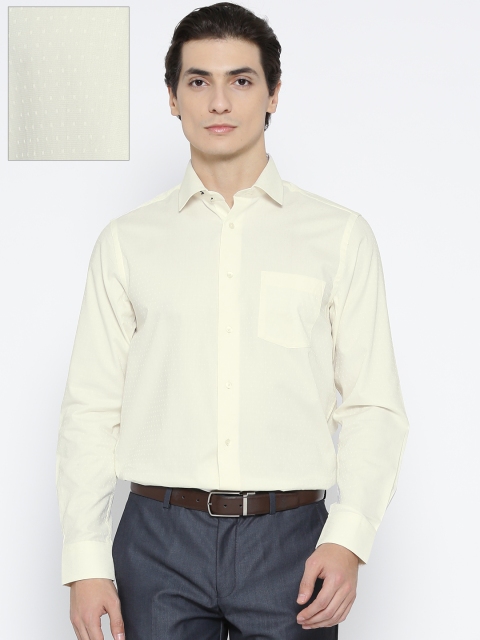 

Blackberrys Men Cream-Coloured Smart Fit Self-Design Formal Shirt