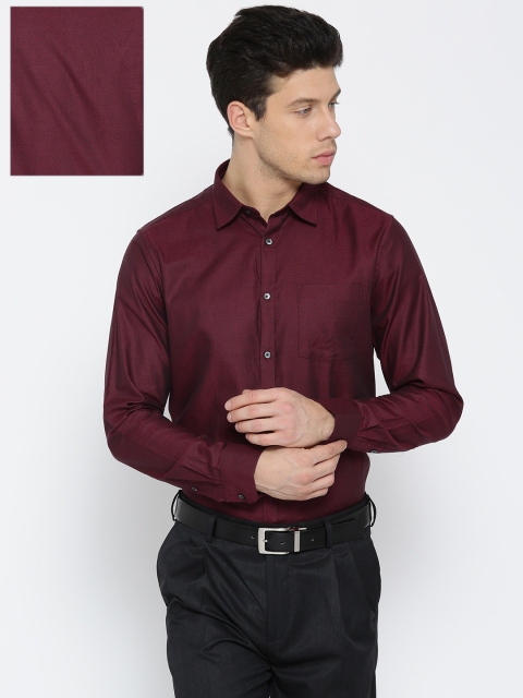 

Blackberrys Men Maroon & Black Slim Fit Checked Formal Shirt