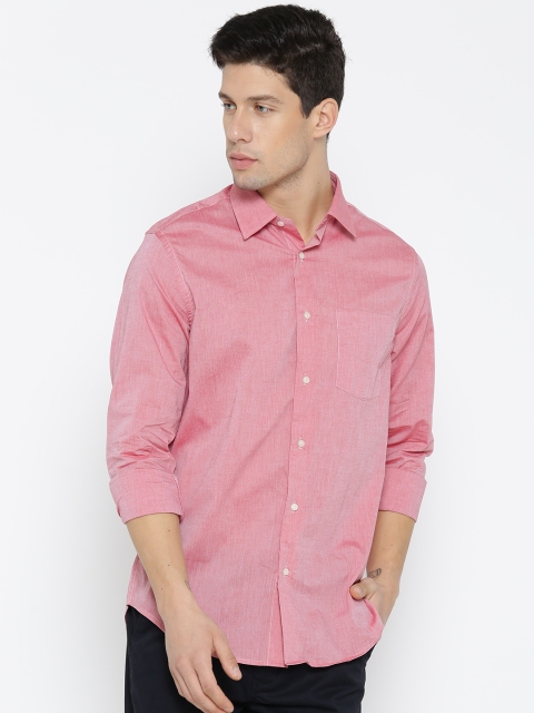 

Blackberrys Men Red Slim Fit Solid Casual Shirt