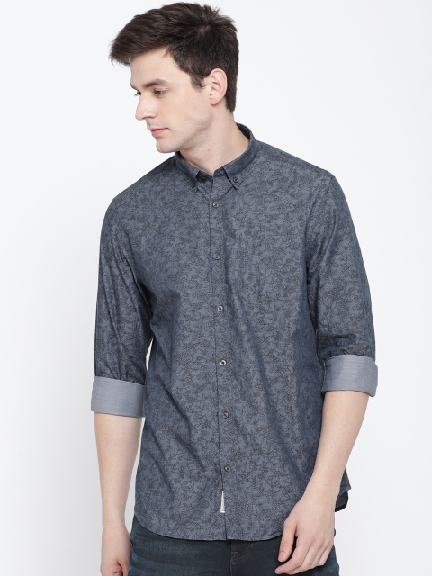 

Blackberrys Men Blue Regular Fit Printed Denim Shirt