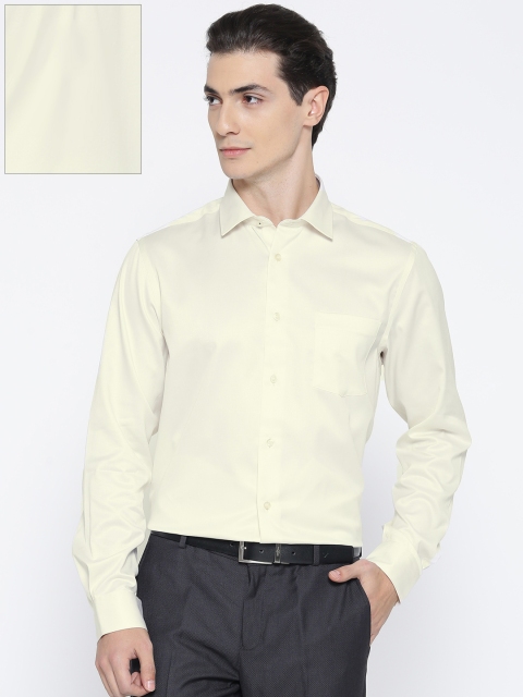 

Blackberrys Men Cream-Coloured Slim Fit Solid Formal Shirt