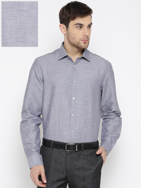 

Blackberrys Men Grey Smart Fit Solid Formal Shirt