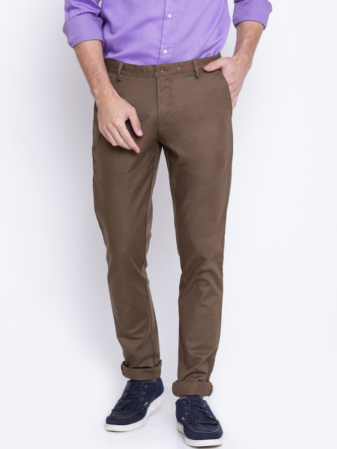 

Blackberrys Men Olive Green Tapered Fit Solid Regular Trousers