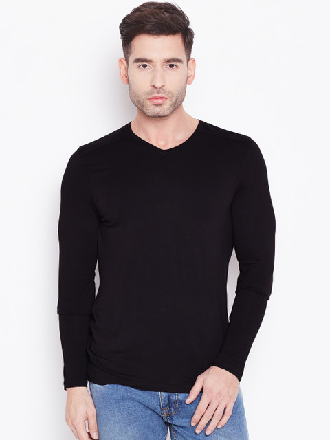 

Blackberrys Men Black Solid V-Neck T-shirt