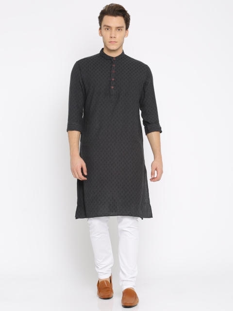 

Freehand Men Charcoal Grey & White Self Design Kurta with Pyjamas