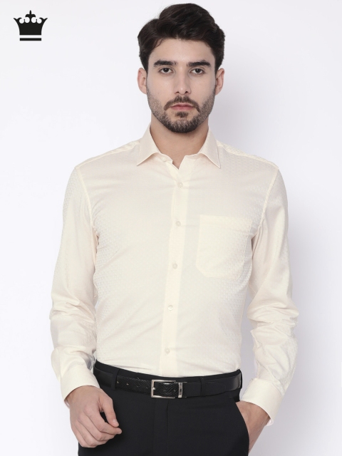 

Louis Philippe Men Cream-Coloured Slim Fit Checked Formal Shirt