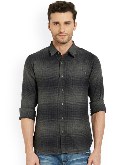 

SPYKAR Men Grey Slim Fit Checked Casual Shirt
