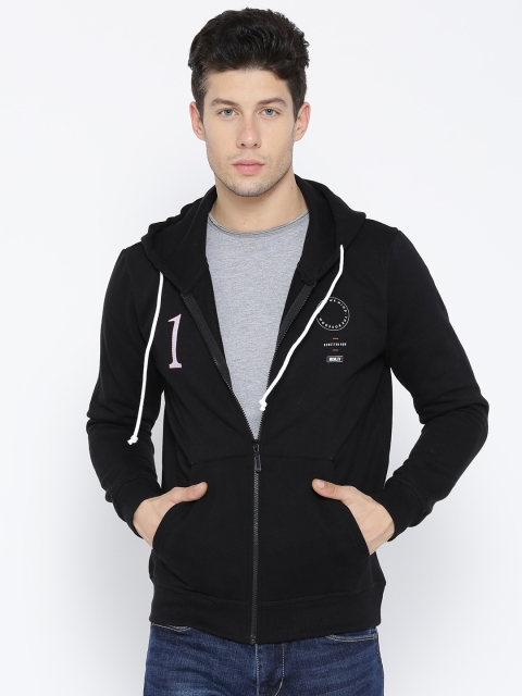 

United Colors of Benetton Men Black Solid Hooded Sweatshirt