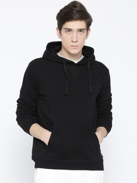 

United Colors of Benetton Men Black Solid Hooded Sweatshirt