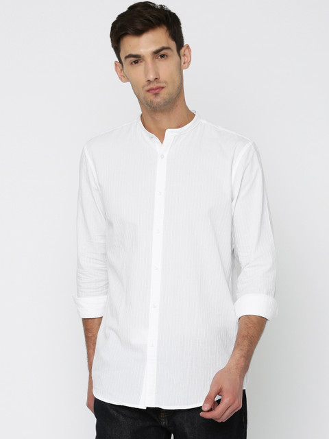 

Splash Men White Slim Fit Striped Casual Shirt