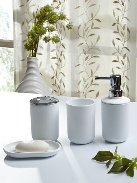 

OBSESSIONS Set Of 4 White Solid Bath Accessories